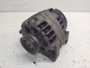 Gebruikte Alternator Renault Twingo (C06) 1.2 Prijs € 25,00 Margeregeling aangeboden door Hans Auto Onderdelen