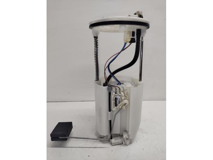 Gebruikte Tank element Pomp Suzuki SX4 (EY/GY) 1.6 16V VVT Comfort,Exclusive Autom. Prijs € 40,00 Margeregeling aangeboden door Hans Auto Onderdelen