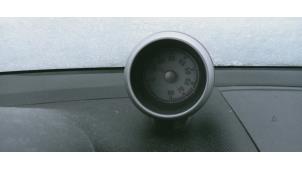 Gebruikte Toerenteller Opel Agila (B) 1.0 12V Prijs € 20,00 Margeregeling aangeboden door Hans Auto Onderdelen