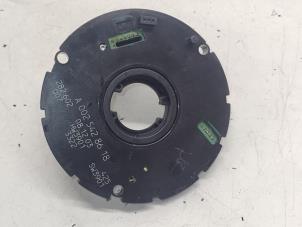 Gebruikte Stuurhoek sensor Mercedes C Combi (S203) 1.8 C-180K 16V Prijs € 45,00 Margeregeling aangeboden door Hans Auto Onderdelen