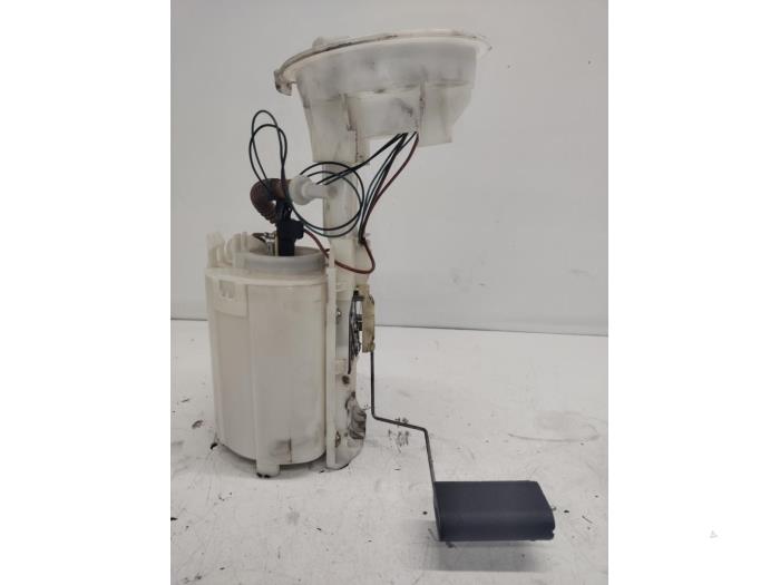 Gebruikte Tank element Pomp BMW Mini (R50/53) 1.6 16V Cooper Prijs € 30,00 Margeregeling aangeboden door Hans Auto Onderdelen