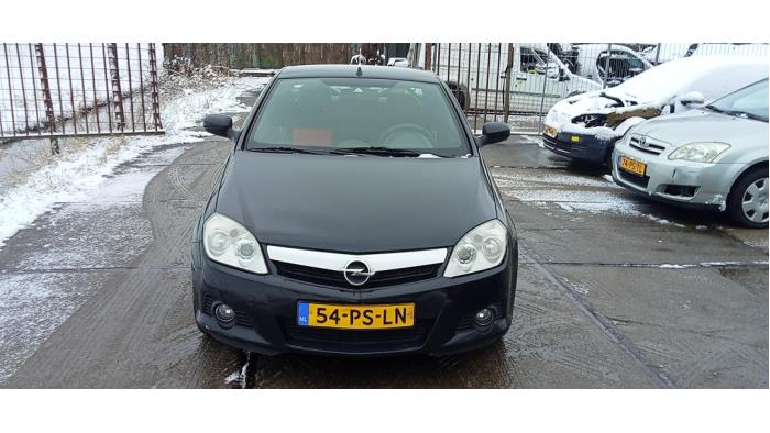 Gebruikte Subframe Opel Tigra Twin Top 1.4 16V Prijs € 75,00 Margeregeling aangeboden door Hans Auto Onderdelen