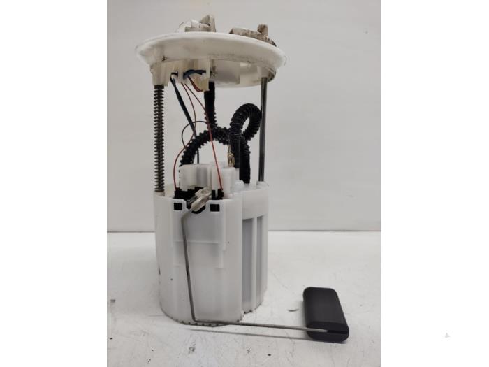 Gebruikte Tank element Pomp Fiat Idea (350AX) 1.4 16V Prijs € 20,00 Margeregeling aangeboden door Hans Auto Onderdelen
