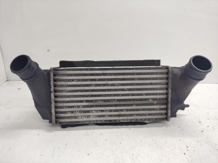 Gebruikte Intercooler Ford Fiesta 6 (JA8) 1.0 EcoBoost 12V 100 Prijs € 25,00 Margeregeling aangeboden door Hans Auto Onderdelen