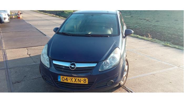 Gebruikte Rembol Opel Corsa D 1.2 16V Prijs € 50,00 Margeregeling aangeboden door Hans Auto Onderdelen
