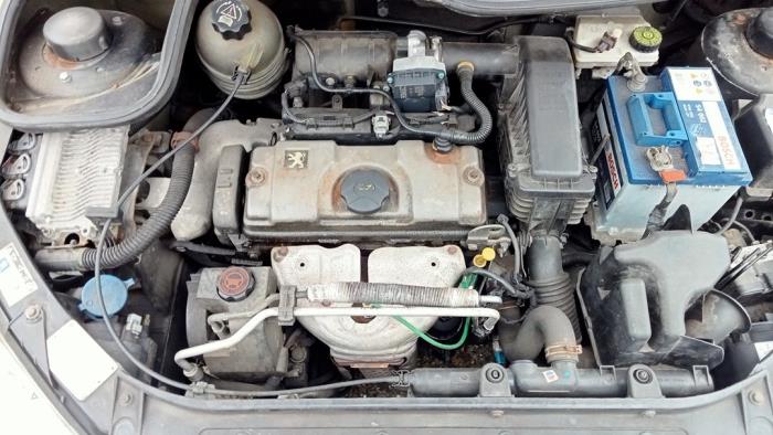 Gebruikte Subframe Peugeot 206 (2A/C/H/J/S) 1.4 XR,XS,XT,Gentry Prijs € 35,00 Margeregeling aangeboden door Hans Auto Onderdelen