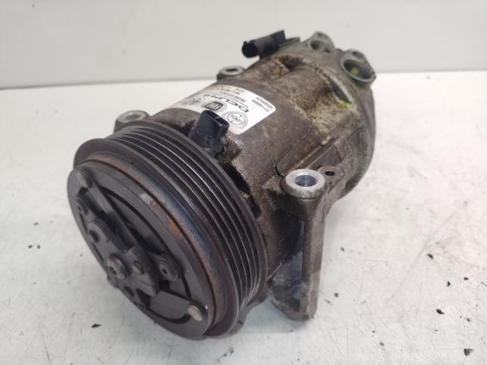 Gebruikte Aircopomp Alfa Romeo Giulietta (940) 1.4 TB 16V MultiAir Prijs € 75,00 Margeregeling aangeboden door Hans Auto Onderdelen
