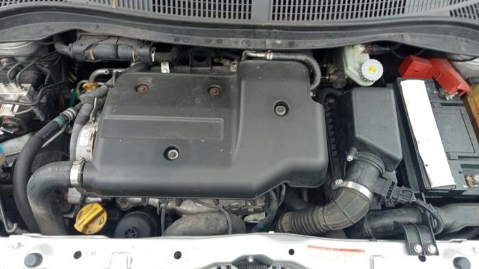 Gebruikte Motor Suzuki Swift (ZA/ZC/ZD1/2/3/9) 1.3 D 16V Prijs € 475,00 Margeregeling aangeboden door Hans Auto Onderdelen