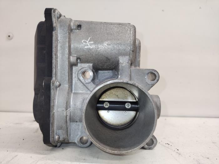 Gebruikte Gasklephuis Renault Modus/Grand Modus (JP) 1.2 16V Prijs € 35,00 Margeregeling aangeboden door Hans Auto Onderdelen