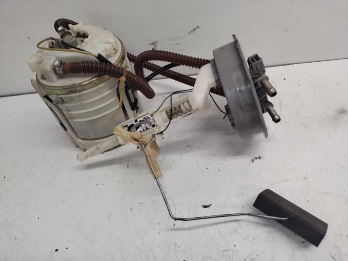 Gebruikte Tank element Pomp Volkswagen Golf III Cabrio Restyling (1E7) 2.0 Prijs € 35,00 Margeregeling aangeboden door Hans Auto Onderdelen