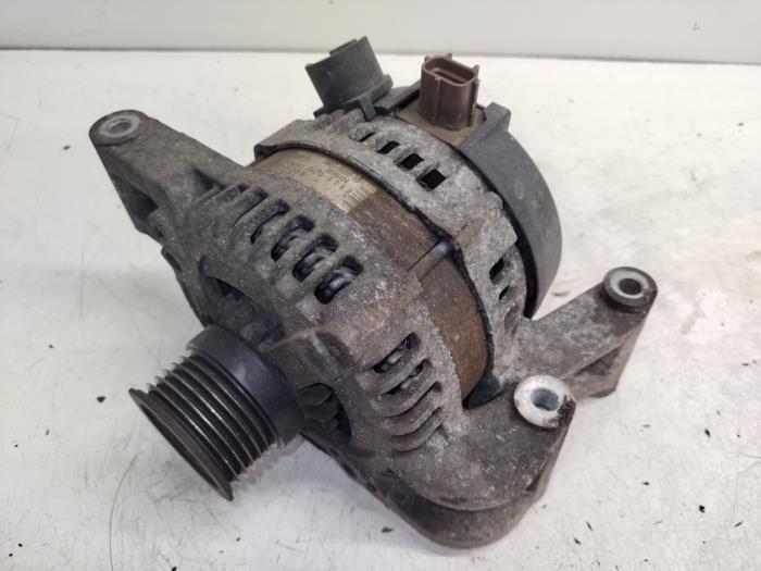 Gebruikte Dynamo Volvo C30 (EK/MK) 1.8 16V Prijs € 50,00 Margeregeling aangeboden door Hans Auto Onderdelen