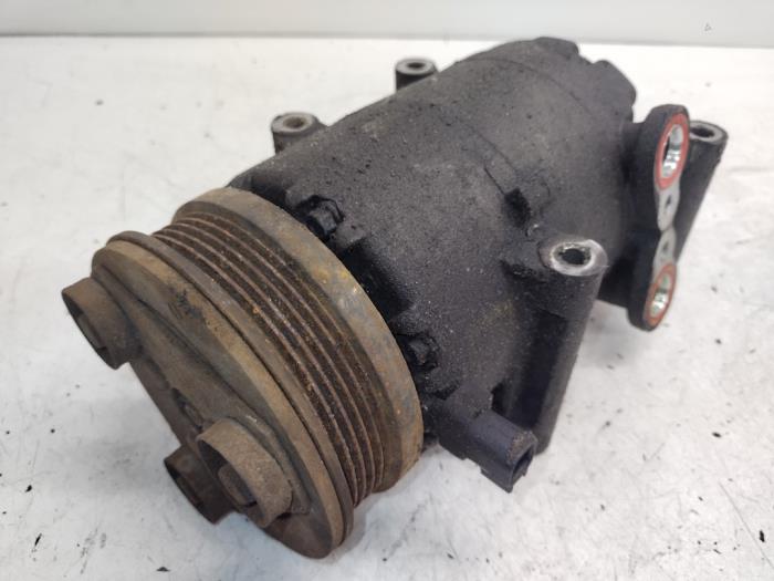 Gebruikte Aircopomp Volvo C30 (EK/MK) 1.8 16V Prijs € 35,00 Margeregeling aangeboden door Hans Auto Onderdelen