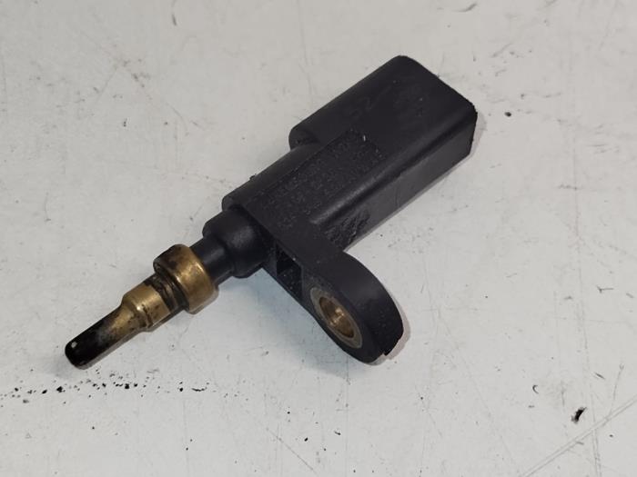 Gebruikte Temperatuursensor Motor Volkswagen Golf VI (5K1) 1.2 TSI BlueMotion Prijs € 15,00 Margeregeling aangeboden door Hans Auto Onderdelen