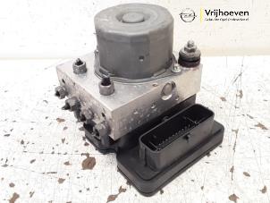 Gebruikte ABS Pomp Opel Adam 1.4 16V Prijs € 75,00 Margeregeling aangeboden door Autodemontage Vrijhoeven B.V.