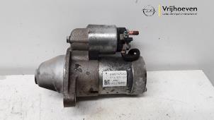 Gebruikte Startmotor Opel Mokka/Mokka X 1.7 CDTI 16V 4x2 Prijs € 25,00 Margeregeling aangeboden door Autodemontage Vrijhoeven B.V.