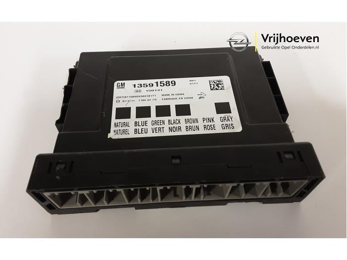 Gebruikte Computer Body Control Opel Corsa E 1.2 16V Prijs € 80,00 Margeregeling aangeboden door Autodemontage Vrijhoeven B.V.