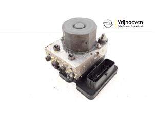 Gebruikte ABS Pomp Opel Adam 1.2 16V Prijs € 65,00 Margeregeling aangeboden door Autodemontage Vrijhoeven B.V.