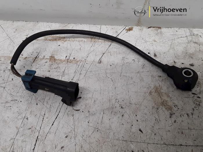 Gebruikte Klopsensor Opel Zafira (F75) 2.2 16V Prijs € 20,00 Margeregeling aangeboden door Autodemontage Vrijhoeven B.V.