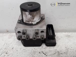 Gebruikte ABS Pomp Opel Insignia 2.0 CDTI 16V 130 Ecotec Prijs € 50,00 Margeregeling aangeboden door Autodemontage Vrijhoeven B.V.
