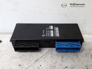 Gebruikte Cabriokap computer Opel Tigra Twin Top 1.4 16V Prijs € 50,00 Margeregeling aangeboden door Autodemontage Vrijhoeven B.V.