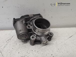 Gebruikte Gasklephuis Opel Astra K 1.6 CDTI 136 16V Prijs € 25,00 Margeregeling aangeboden door Autodemontage Vrijhoeven B.V.