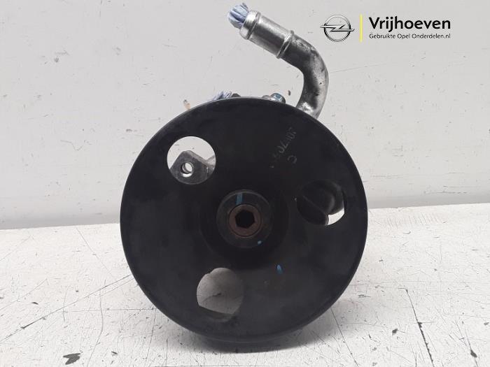 Gebruikte Servopomp Opel Antara 2.0 CDTi 16V 4x4 Prijs € 50,00 Margeregeling aangeboden door Autodemontage Vrijhoeven B.V.