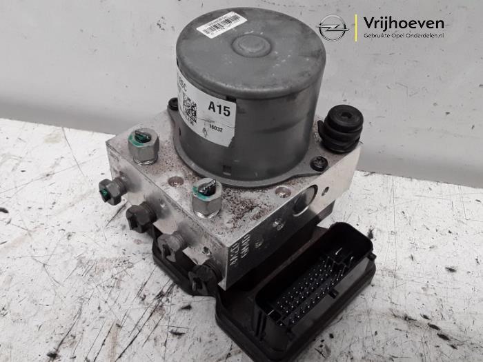 Gebruikte ABS Pomp Opel Mokka/Mokka X 1.4 Turbo 16V 4x2 Prijs € 175,00 Margeregeling aangeboden door Autodemontage Vrijhoeven B.V.