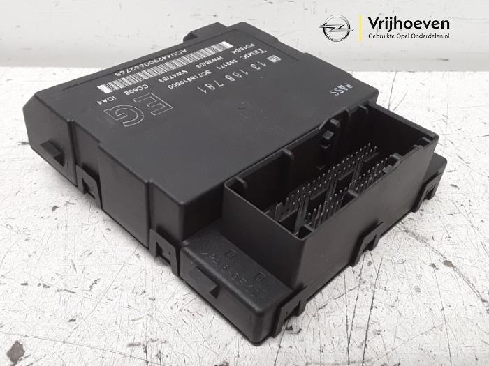 Gebruikte Computer Diversen Opel Signum 2.2 DIG 16V Prijs € 50,00 Margeregeling aangeboden door Autodemontage Vrijhoeven B.V.