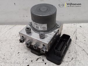 Gebruikte ABS Pomp Opel Astra K 1.4 Turbo 16V Prijs € 85,00 Margeregeling aangeboden door Autodemontage Vrijhoeven B.V.