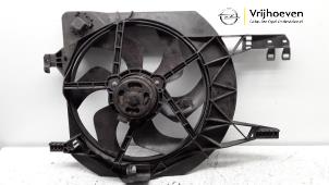 Gebruikte Windtunnel Opel Vivaro 1.9 DI Prijs € 30,00 Margeregeling aangeboden door Autodemontage Vrijhoeven B.V.