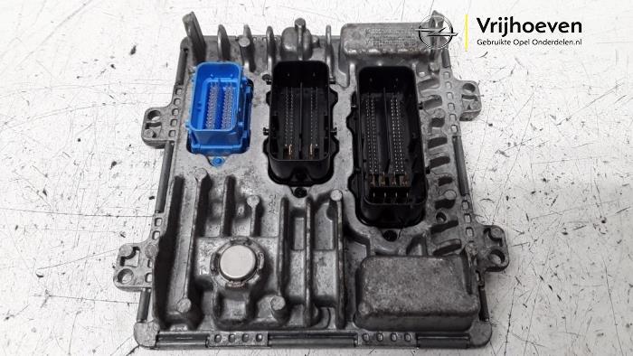 Gebruikte Computer Motormanagement Opel Corsa E 1.3 CDTi 16V ecoFLEX Prijs € 100,00 Margeregeling aangeboden door Autodemontage Vrijhoeven B.V.