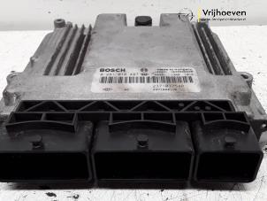 Gebruikte Computer Motormanagement Opel Vivaro 2.0 CDTI Prijs € 100,00 Margeregeling aangeboden door Autodemontage Vrijhoeven B.V.