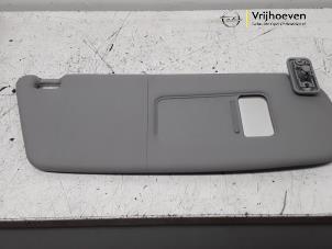 Gebruikte Zonneklep Opel Meriva 1.4 16V Twinport Prijs € 15,00 Margeregeling aangeboden door Autodemontage Vrijhoeven B.V.