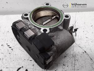 Gebruikte Gasklephuis Opel Meriva 1.6 16V OPC Turbo Prijs € 50,00 Margeregeling aangeboden door Autodemontage Vrijhoeven B.V.