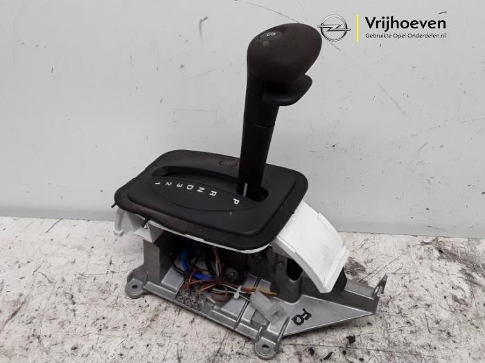 Gebruikte Pook Opel Corsa C (F08/68) 1.4 16V Prijs € 50,00 Margeregeling aangeboden door Autodemontage Vrijhoeven B.V.