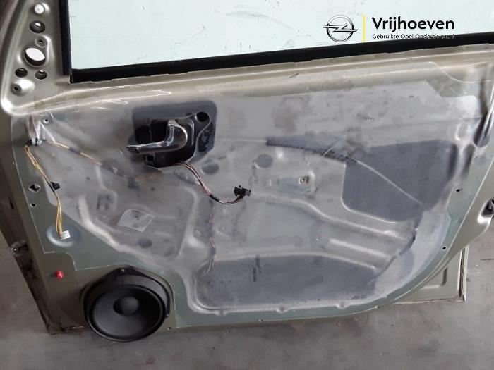 Portier 4Deurs rechts-voor van een Opel Meriva 1.4 16V Twinport 2008