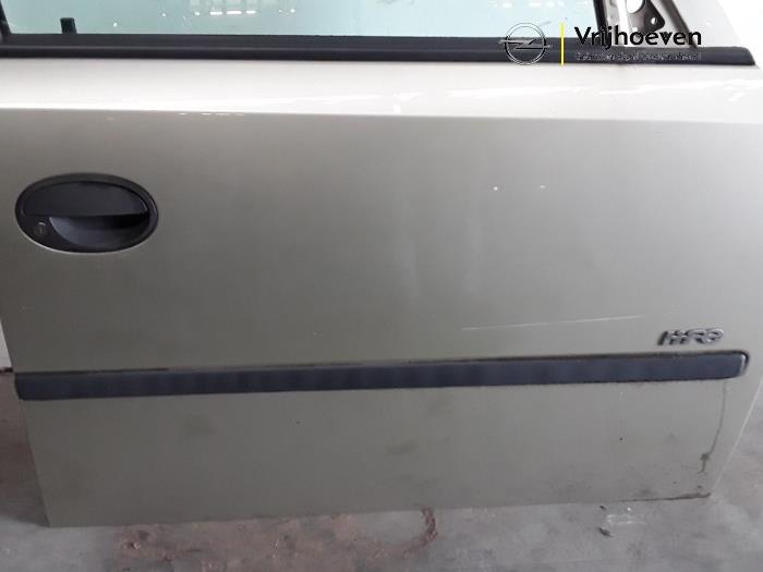 Portier 4Deurs rechts-voor van een Opel Meriva 1.4 16V Twinport 2008