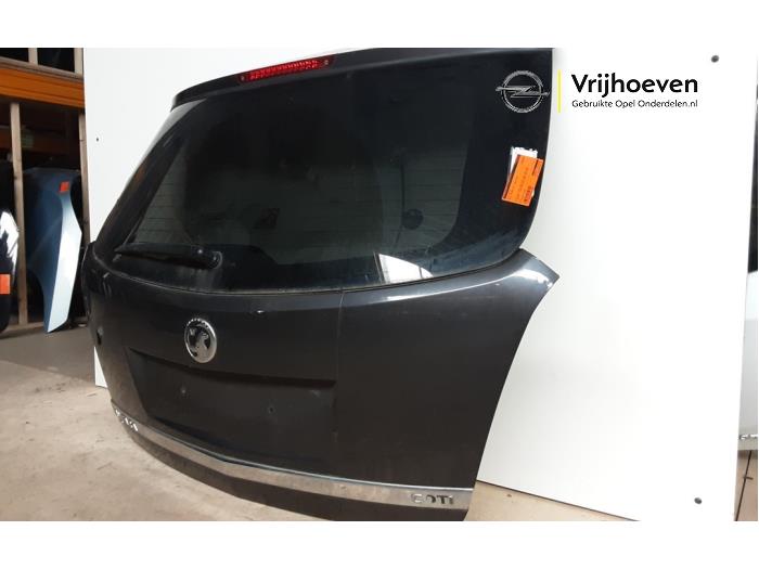 Achterklep van een Vauxhall Antara 2.2 CDTI 16V 4x2 2014