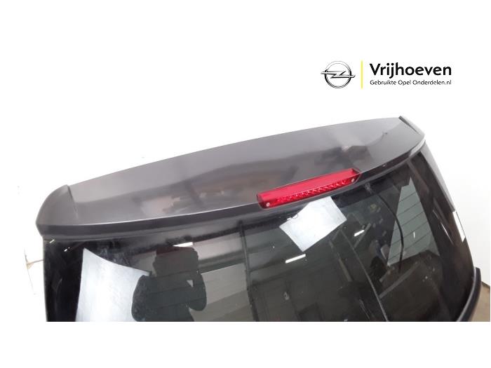 Achterklep van een Vauxhall Antara 2.2 CDTI 16V 4x2 2014