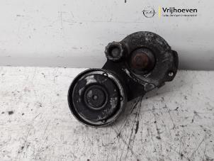 Gebruikte Spanner multiriem Opel Corsa D 1.6i GSI 16V Turbo Prijs € 25,00 Margeregeling aangeboden door Autodemontage Vrijhoeven B.V.