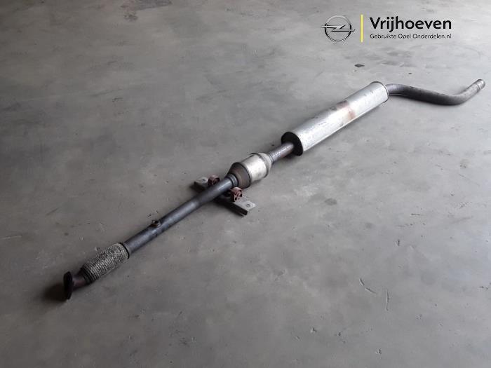 Gebruikte Uitlaat Middendemper Opel Meriva (B) 1.4 Turbo 16V Ecotec Prijs € 75,00 Margeregeling aangeboden door Autodemontage Vrijhoeven B.V.