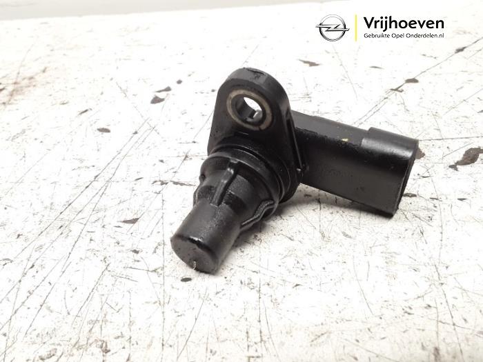 Gebruikte Nokkenas Sensor Opel Insignia 2.0 CDTI 16V 160 Ecotec Prijs € 20,00 Margeregeling aangeboden door Autodemontage Vrijhoeven B.V.