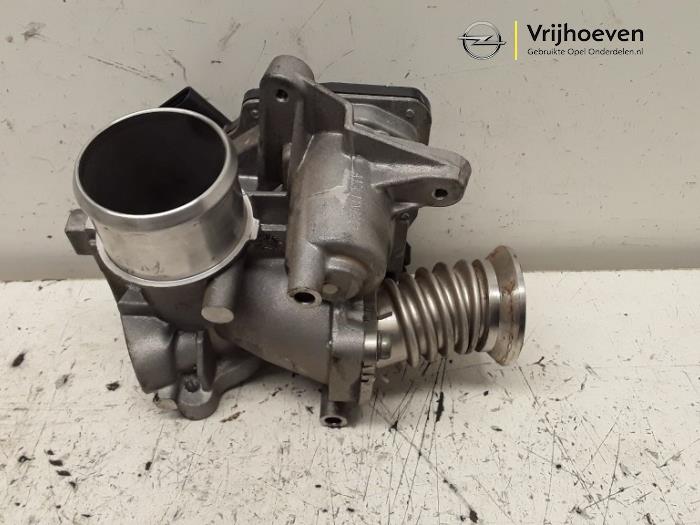 Gebruikte EGR module Opel Corsa E 1.3 CDTi 16V ecoFLEX Prijs € 75,00 Margeregeling aangeboden door Autodemontage Vrijhoeven B.V.