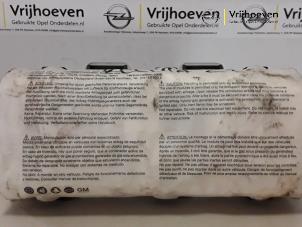 Gebruikte Airbag rechts (Dashboard) Opel Vectra C GTS 1.8 16V Prijs € 40,00 Margeregeling aangeboden door Autodemontage Vrijhoeven B.V.