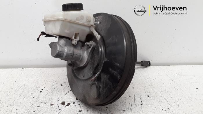 Gebruikte Rembol Opel Zafira (M75) 2.2 16V Direct Ecotec Prijs € 60,00 Margeregeling aangeboden door Autodemontage Vrijhoeven B.V.