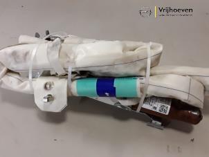 Gebruikte Airbag hemel links Opel Astra J Sports Tourer (PD8/PE8/PF8) 1.3 CDTI 16V ecoFlex Prijs € 30,00 Margeregeling aangeboden door Autodemontage Vrijhoeven B.V.