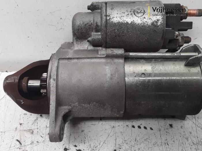 Gebruikte Startmotor Opel Meriva (A) 1.6 16V Prijs € 20,00 Margeregeling aangeboden door Autodemontage Vrijhoeven B.V.
