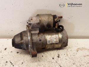 Gebruikte Startmotor Opel Meriva 1.7 CDTi 16V Prijs € 25,00 Margeregeling aangeboden door Autodemontage Vrijhoeven B.V.