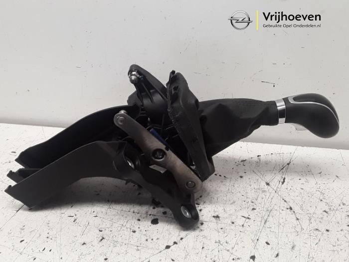 Gebruikte Versnellingspook Opel Meriva (B) 1.4 16V Ecotec Prijs € 40,00 Margeregeling aangeboden door Autodemontage Vrijhoeven B.V.