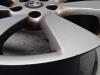 Velg van een Opel Astra J GTC (PD2/PF2) 1.7 CDTi 16V ecoFLEX 110 2012